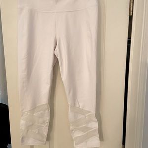 Athleta White Cropped Leggings